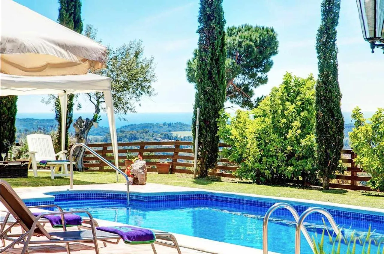 Holiday home Can Lari Chalet Vall-Llobrega